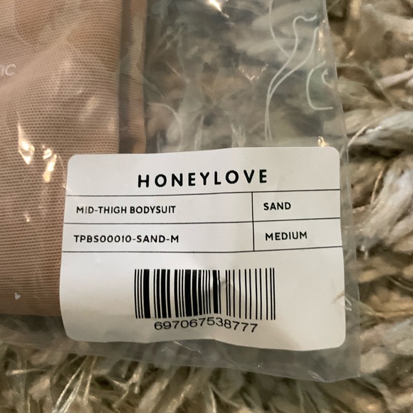 Honeylove Mid-thigh Bodysuit - Picture 4 of 4